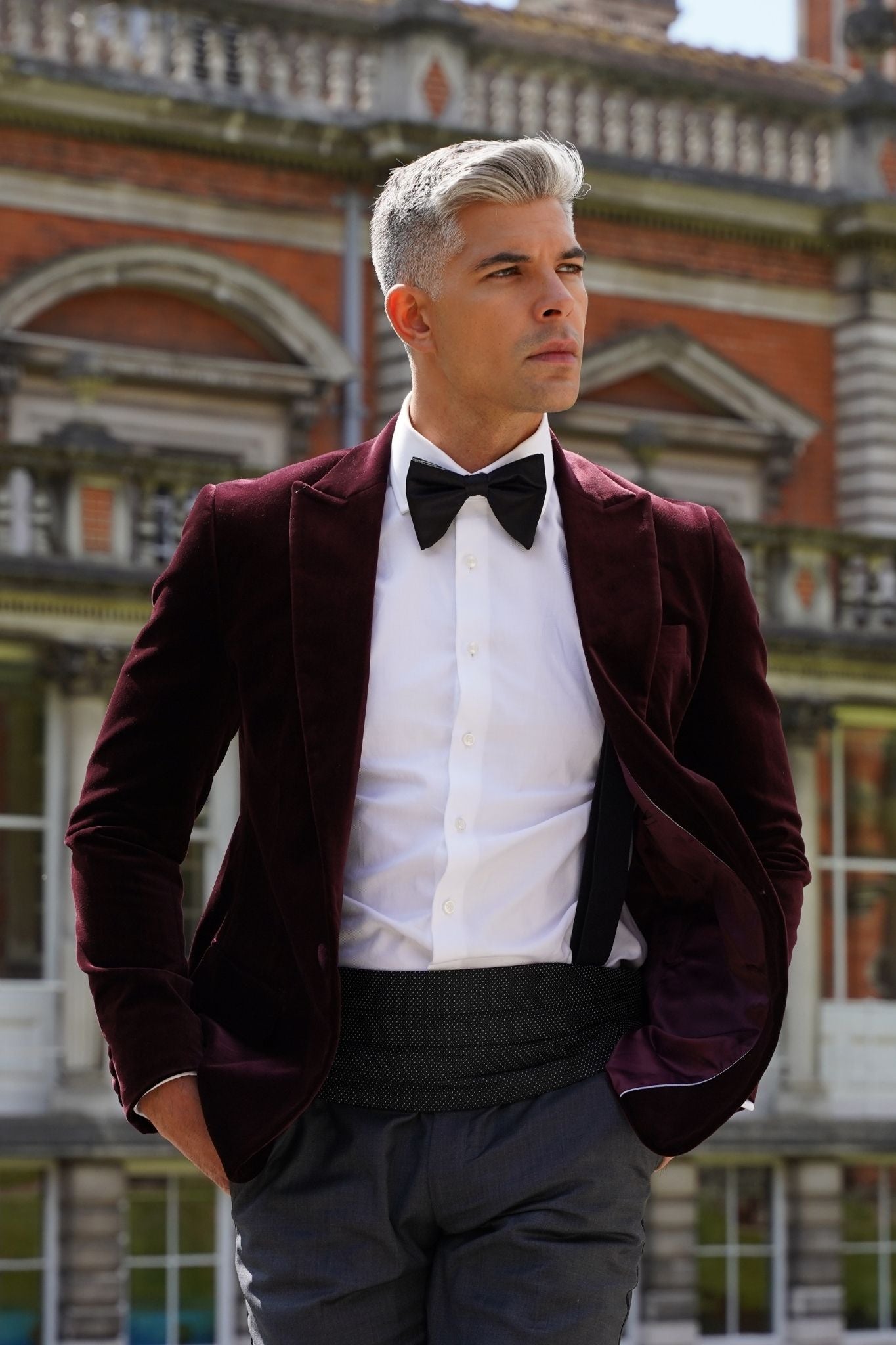 Amorail Men’s Velvet Blazer – Tailored Single-Breasted Burgundy Jacket - Image 3